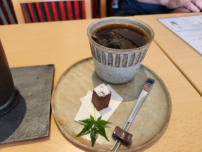 間鍋竹士のうつわを愉しむカフェギャラリー - 飲食業