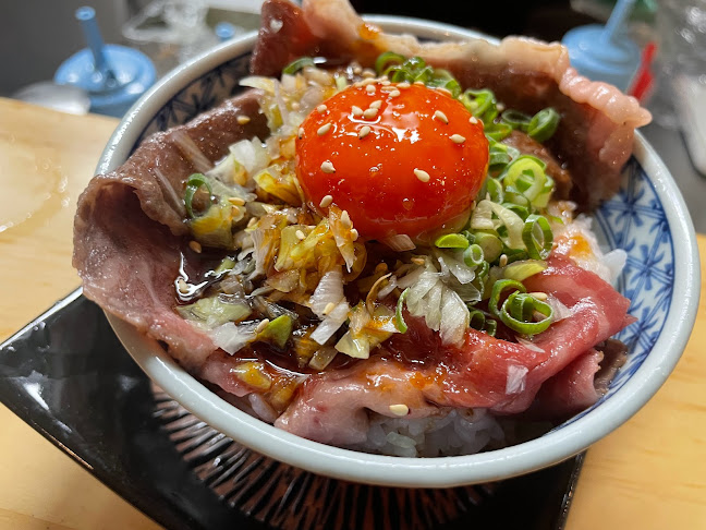 Opinii despre 焼肉ホルモンまるよし精肉店 天六店 în 大阪市 - 飲食業