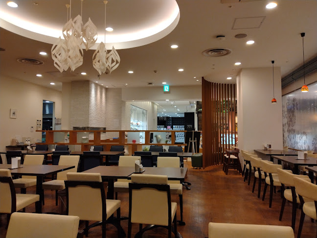 Opinii despre ダイニングカフェカトレヤ 松坂屋高槻店 în 高槻市 - 飲食業