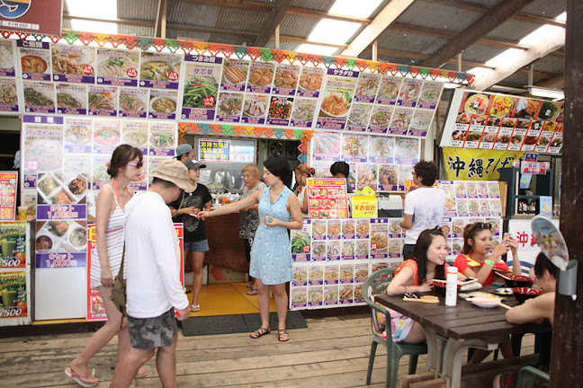 Comentarii opinii despre タイ村 海の家 由比ガ浜