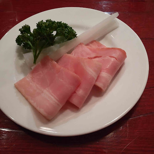 〒730-0033 広島県広島市中区堀川町３−８