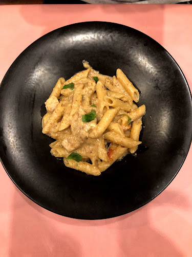 Opinii despre タベルナ ラ・メッセ în 厚木市 - 飲食業