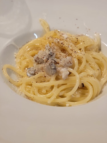 イタリアン チーズバル バルバル 博多駅前 - 飲食業