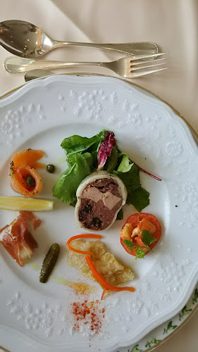 〒760-0067 香川県高松市松福町２丁目１２−７