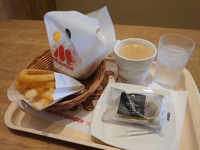 〒830-0056 福岡県久留米市本山１丁目４−３５