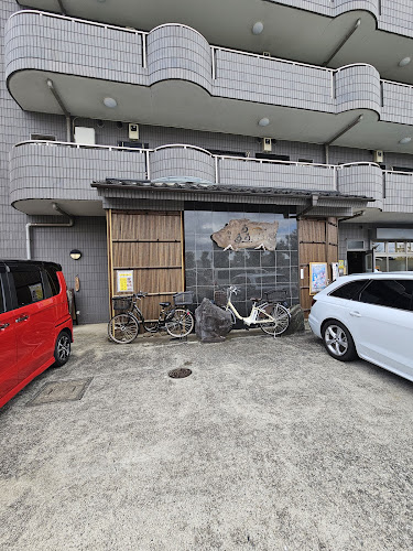 〒181-0014 東京都三鷹市野崎１丁目２２−１７ アヴェニールＭＩＴＡＫＡ