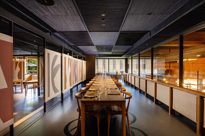 MR. MAURICE’S ITALIAN & Rooftop Bar（ミスター・モーリスズ・イタリアン&ルーフトップバー）