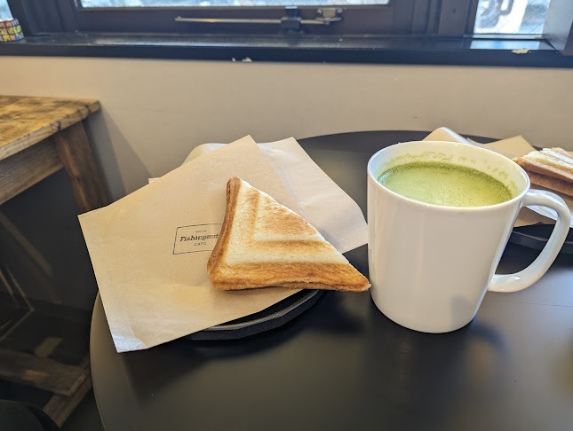 Comentarii opinii despre Fishingnuts CAFÉ