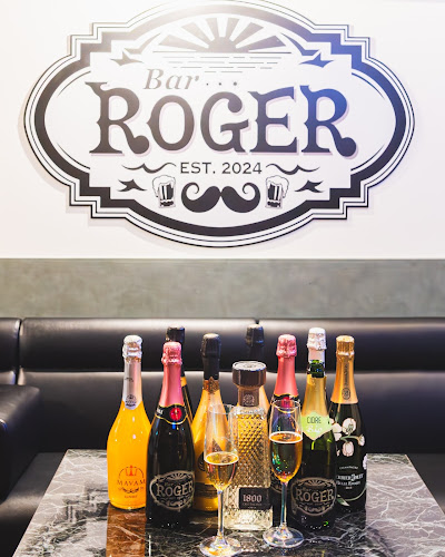 Opinii despre Bar ROGER în 伊丹市 - 飲食業