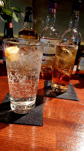 Comentarii opinii despre ジャングルジム＆ロック酒場まるお