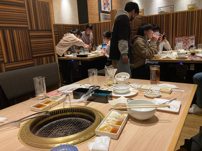 カルビッシュ 広島伴中央店 - 飲食業