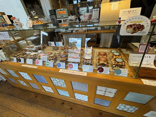 WAFU WAFU WAFFLE LIEGE(リエージュ) - 那覇市