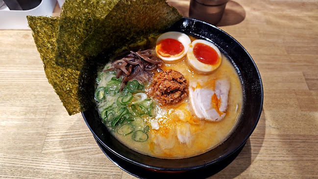 福岡豚骨ラーメン 秀侍