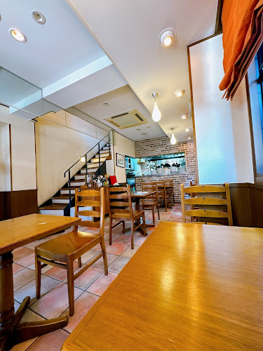 Opinii despre Cucina Italiana ANGOLO(クッチーナ イタリアーナ アンゴロ) în 千代田区 - 飲食業