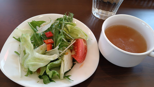 Comentarii opinii despre DEUX FEUILLES(ドゥ･フィーユ)