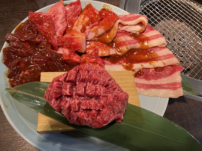 Comentarii opinii despre 焼肉ホルモンまるよし精肉店 天六店