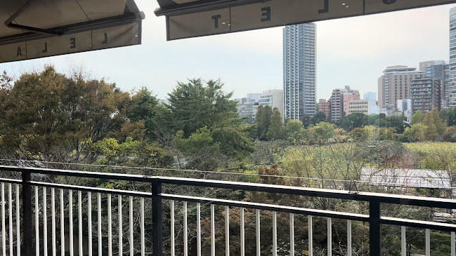 〒110-8715 東京都台東区上野公園４−５８