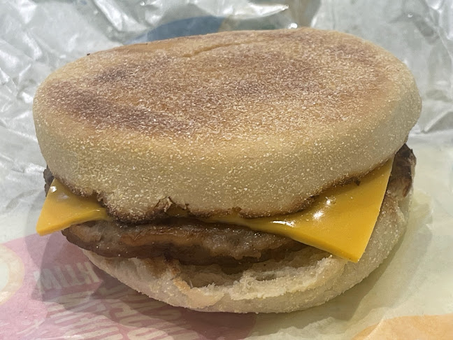 〒221-0056 神奈川県横浜市神奈川区金港町１−１０