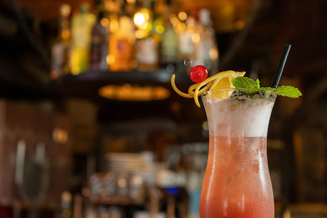 Opinii despre オステリア アル・ポンテ în 名古屋市 - 飲食業