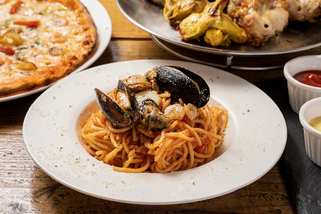 〒235-0033 神奈川県横浜市磯子区杉田１丁目１７−１ プララSugita １ ２F