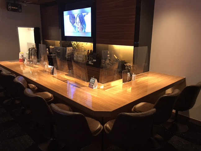 GIRLS BAR EASTガールズバー イースト - 福岡市