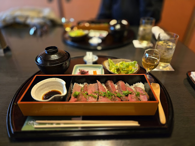 牛肉料理 神戸大井(ぎゅうにくりょうり おおいにくてん) - 飲食業