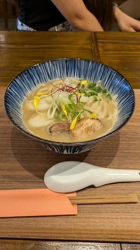 海老そばとwine PARMI - 飲食業