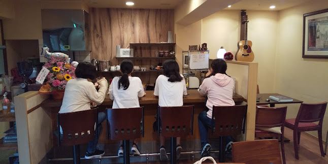 Opinii despre カフェ音（おん） în 富田林市 - 飲食業