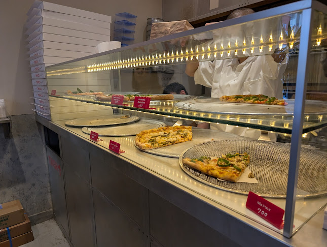 〒150-0012 東京都渋谷区広尾５丁目３−１６