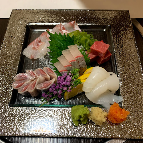 Comentarii opinii despre 旬菜旬魚 寿司 海人