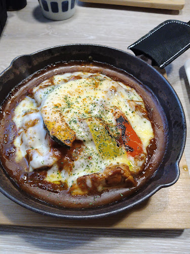 〒030-0851 青森県青森市本町１丁目２−１３