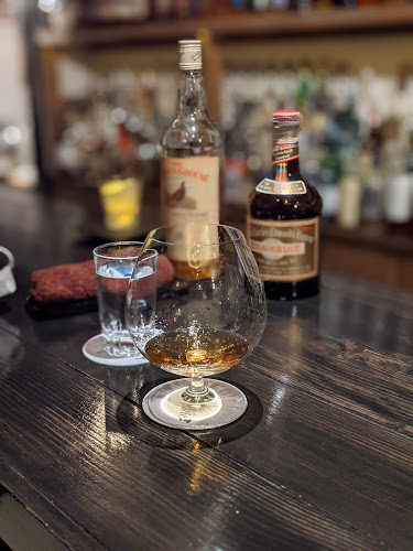 Comentarii opinii despre バー シスル