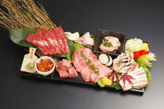 Opinii despre 炭焼酒房 旻晁の昊(メス赤身肉黒毛和牛専門店) în 宮崎市 - 飲食業