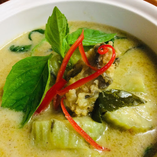 〒569-0071 大阪府高槻市城北町２丁目１４−１１ シャリテビル １F