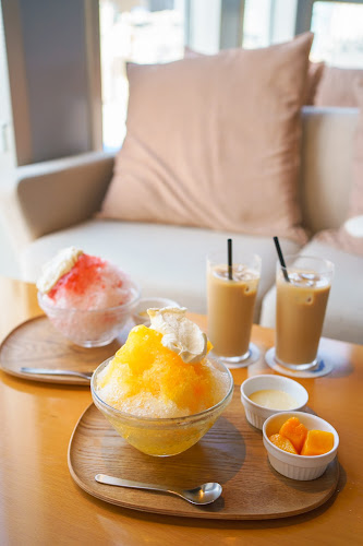 24/7 café apartment 池袋 - 飲食業