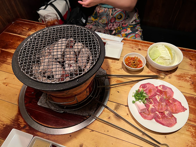 〒569-1123 大阪府高槻市芥川町２丁目６−１６