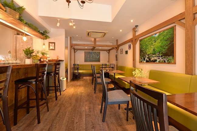 珈琲花びし - 飲食業