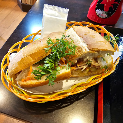 〒590-0079 大阪府堺市堺区新町１−１５