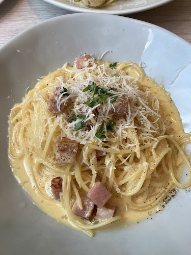 ラパウザ 上大岡ミオカ店 - 横浜市