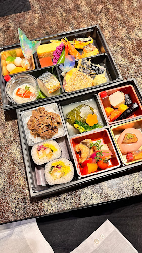 〒445-0872 愛知県西尾市矢曽根町蓮雲寺１５