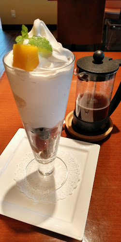 〒939-8201 富山県富山市花園町１丁目１−３２