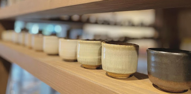 〒847-0052 佐賀県唐津市呉服町１８０９