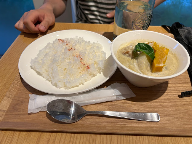 〒231-0023 神奈川県横浜市中区山下町８８−５