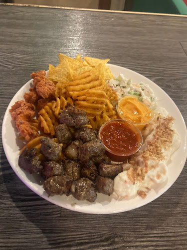 〒455-0001 愛知県名古屋市港区七番町２丁目11−１ モール九 番街