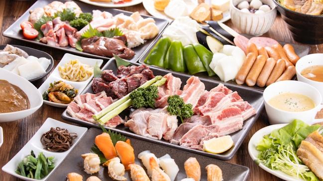 Opinii despre 焼肉＆グルメバイキングかたおか 米子店 în 米子市 - 飲食業