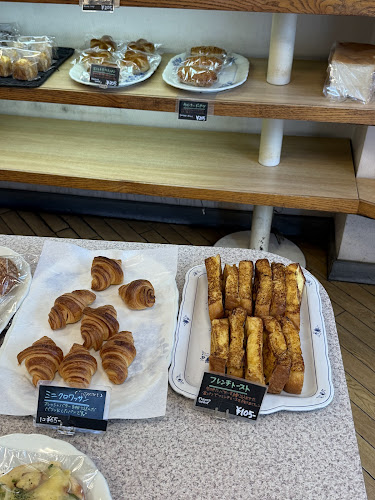 ベーカリーファリーヌ - 飲食業