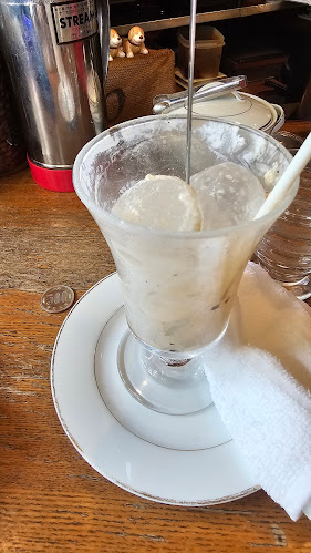 カフェ・コンティニュー - 横須賀市