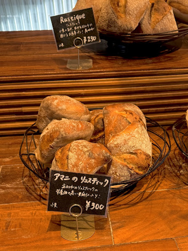 〒162-0813 東京都新宿区東五軒町１−８