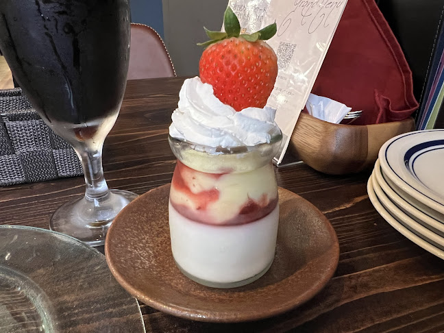 WINE RESTAURANT THE ATTACHMENT 横浜鶴屋町店 - 横浜市