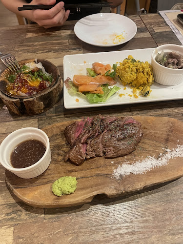 肉とチーズの古民家バル ISHIYAMA MEAT MARCHE - 飲食業